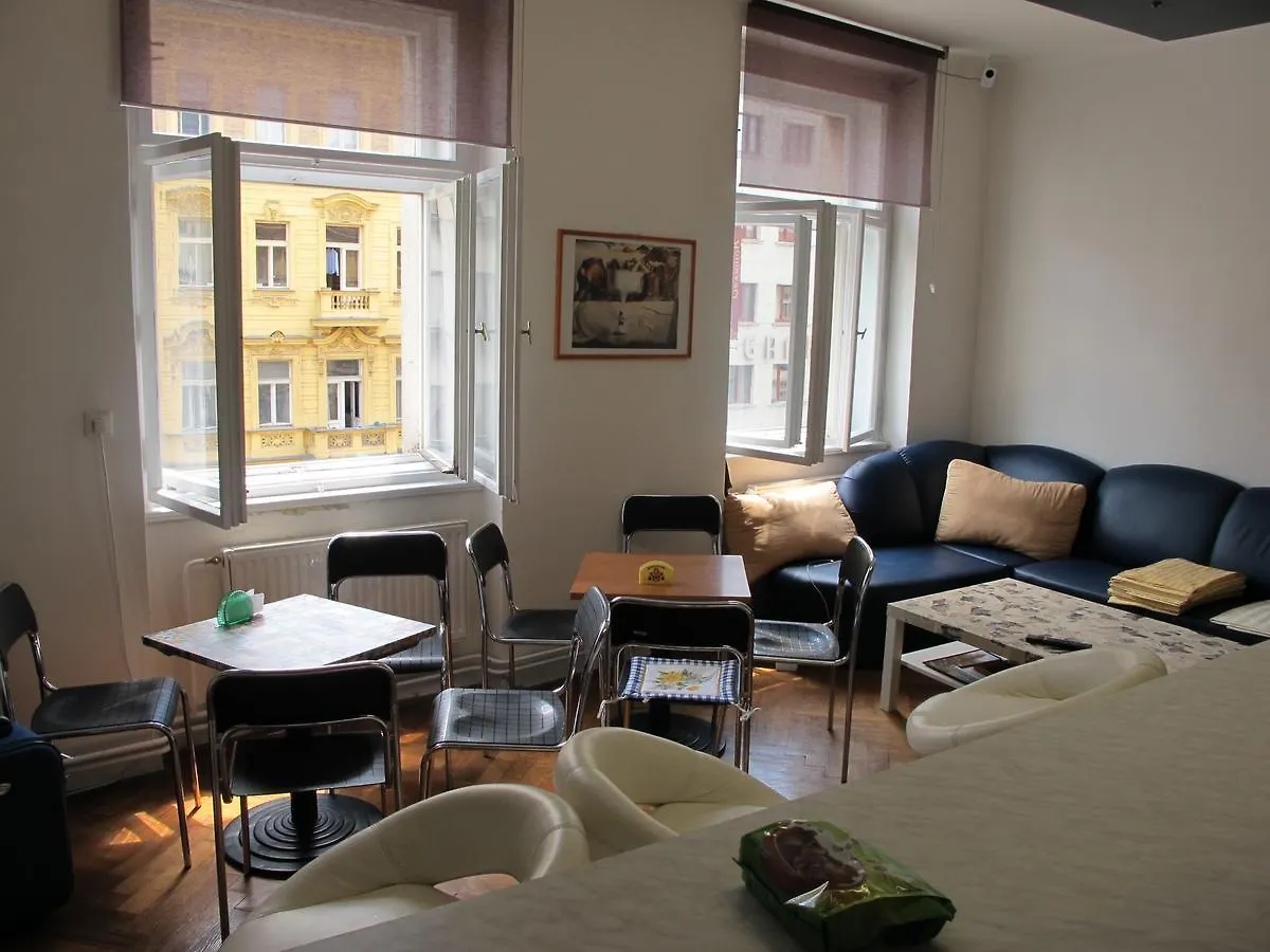 All Seasons Hostel Prag