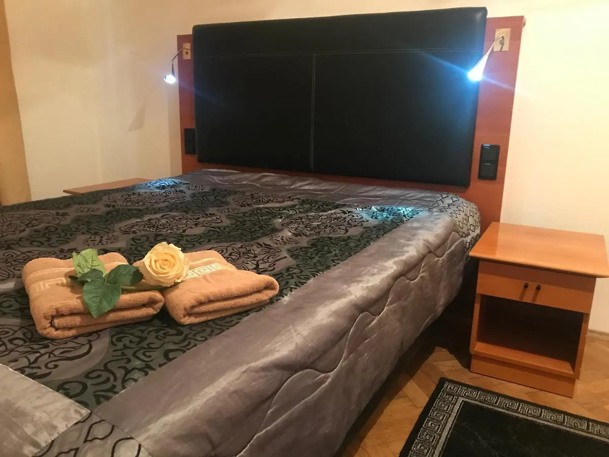 פראג All Seasons Hostel 0*,  צ'כיה
