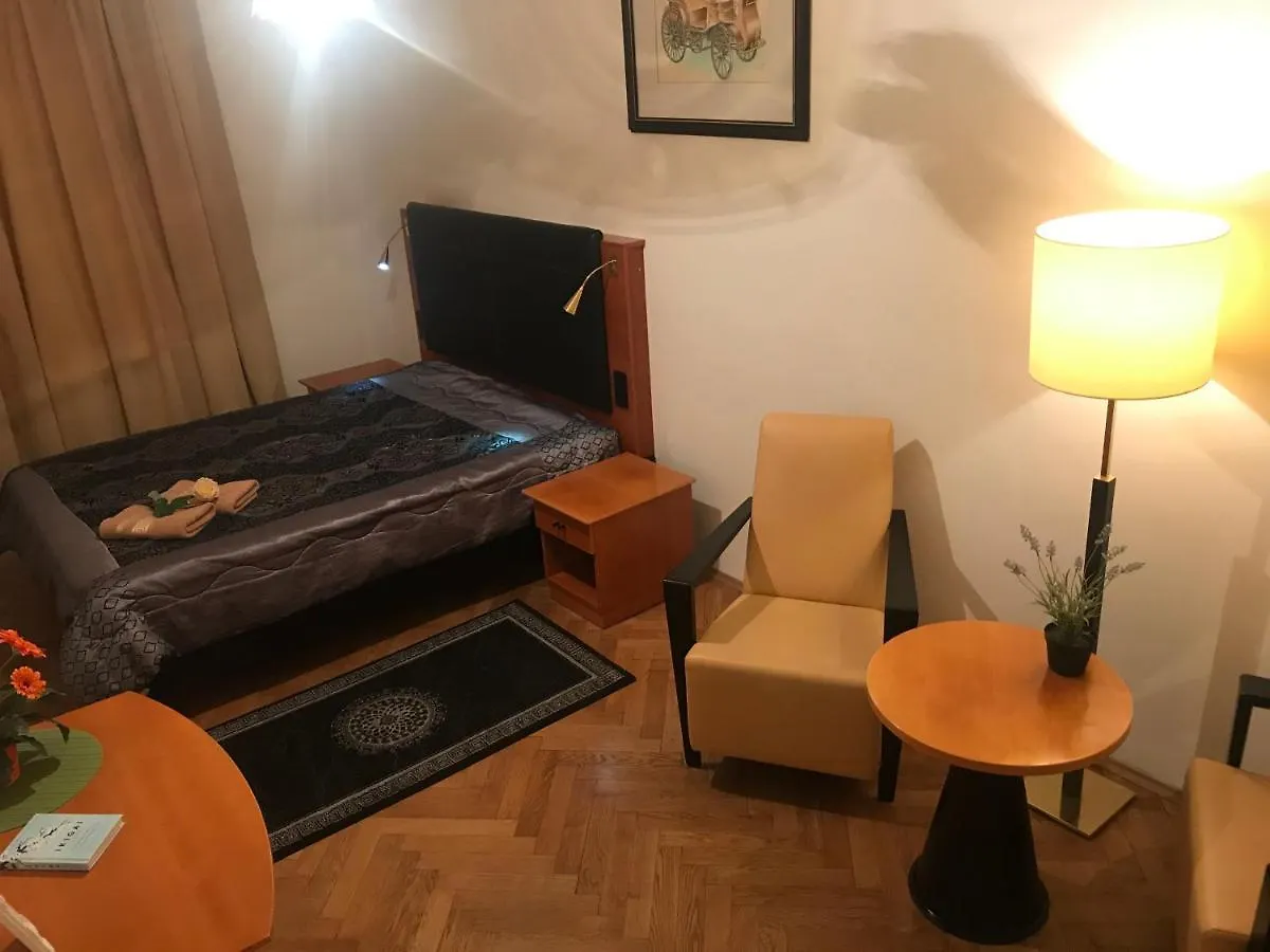 פראג All Seasons Hostel צ'כיה