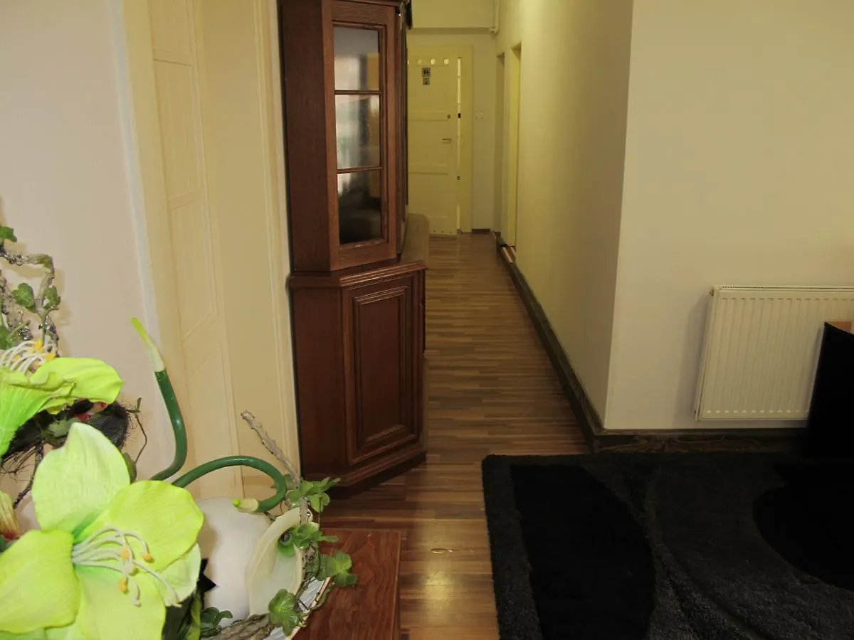 פראג All Seasons Hostel