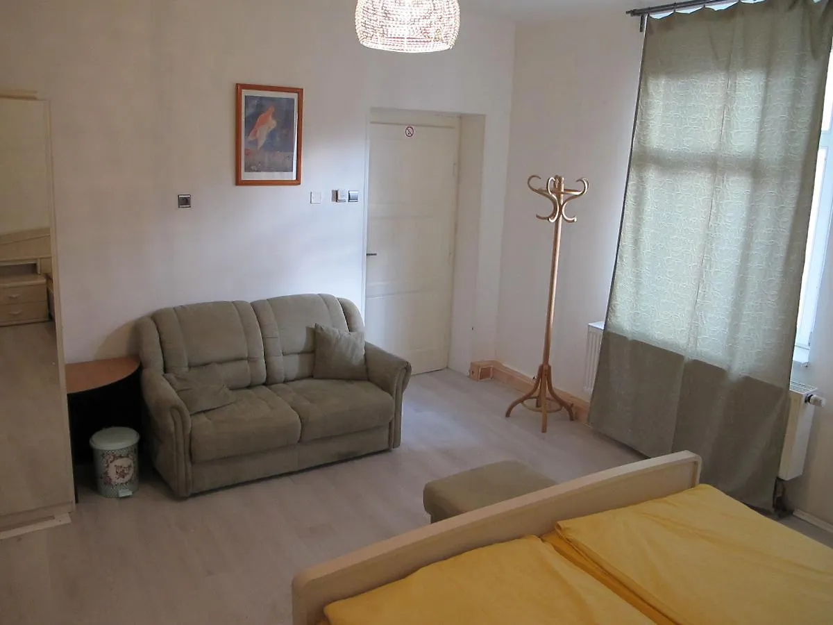 פראג All Seasons Hostel צ'כיה