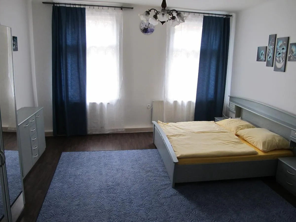 פראג All Seasons Hostel